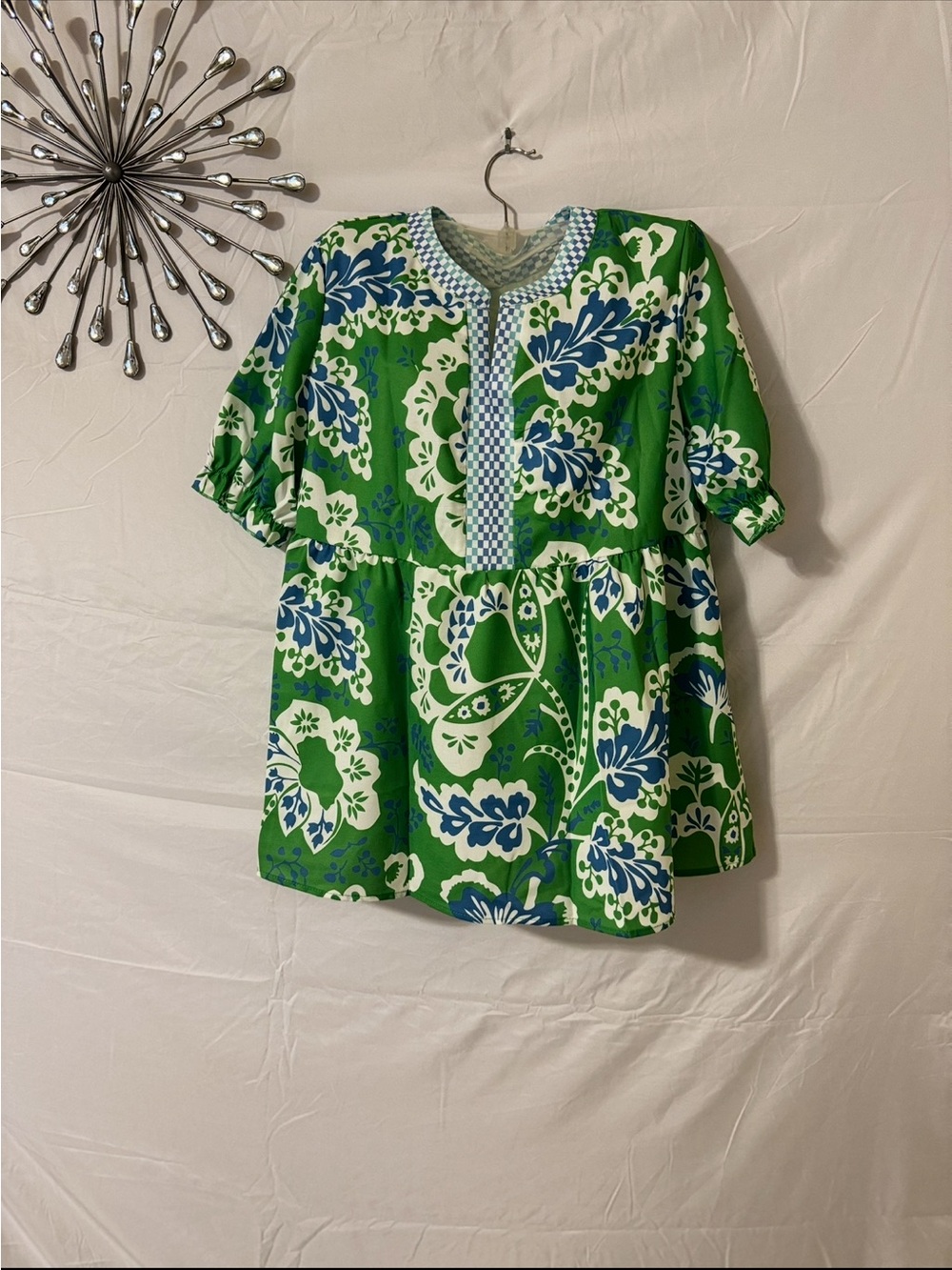 Bright Green Floral Tunic Preppy Top with Blue Accents Size XL NWT - Picture 7 of 12